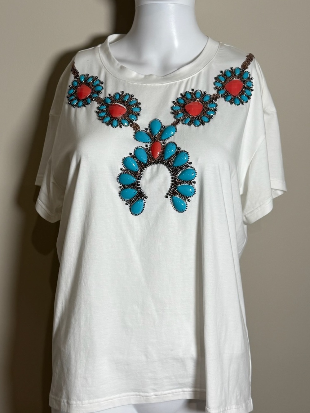 QUEEN OF SPARKLES White Short-Sleeve Tee with Turquoise & Coral Stone Accents